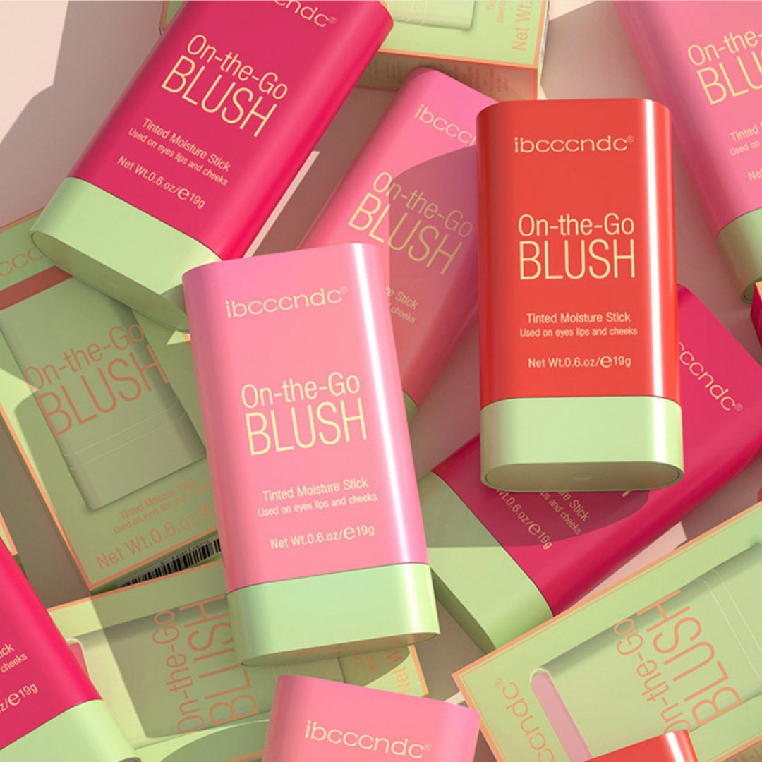 Makeup Apply Blusher Moisturizing